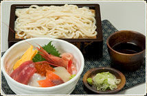 海鮮丼 麺セット